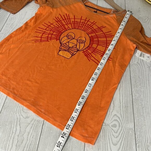 Disney Parks Lion King Raglan - Picture 5 of 9